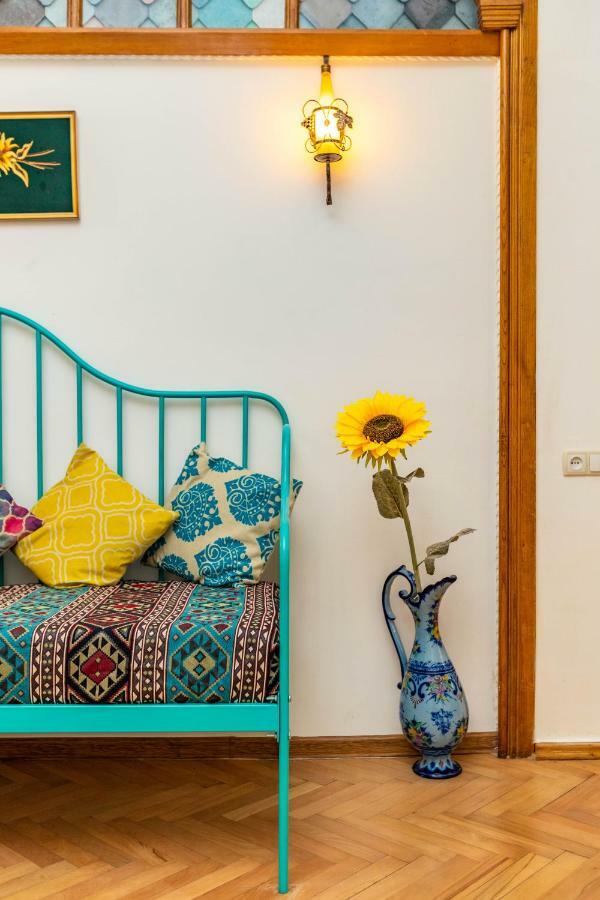 ★ Blue Door Rhapsody ★ - Special Stay In Old Town! Tbilisi Esterno foto