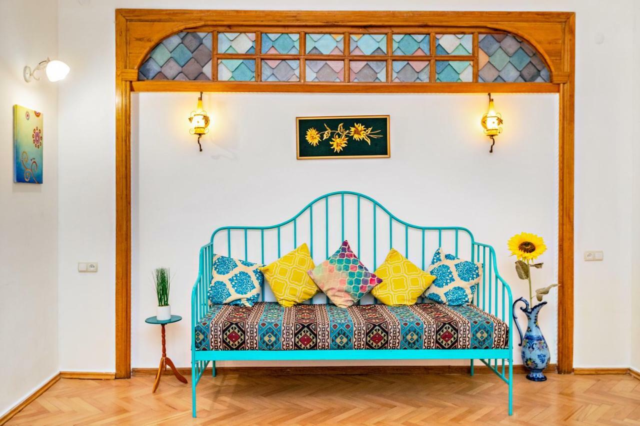 ★ Blue Door Rhapsody ★ - Special Stay In Old Town! Tbilisi Esterno foto