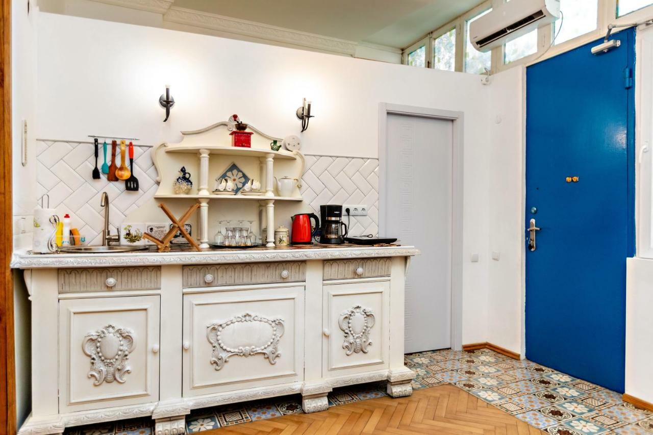 ★ Blue Door Rhapsody ★ - Special Stay In Old Town! Tbilisi Esterno foto